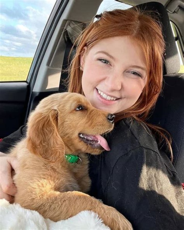 Keeley Elise Height, Weight, Net Worth, Age, Birthday, Wikipedia, Who, Instagram, Biography